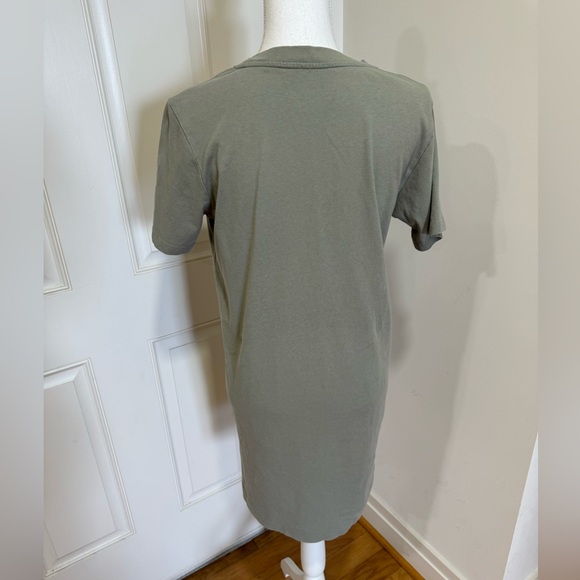 Everlane Weekend Dress - Picture 4 of 10